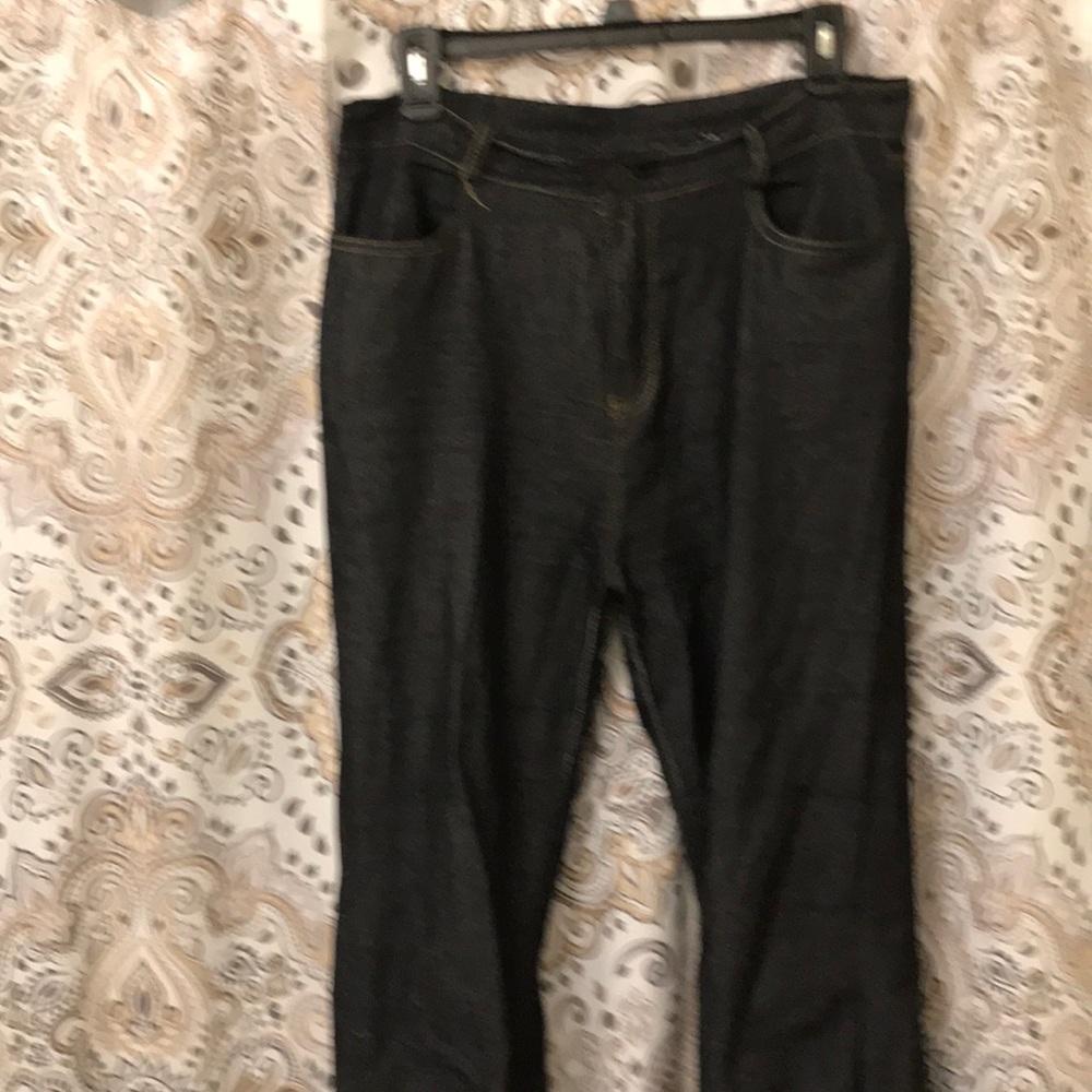 All black jeans With the ruffle legs
